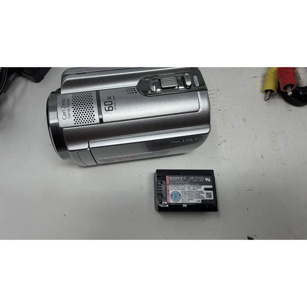 Sony Handycam DCR-SR68 80GB HDD Camcorder Bundle Tested Working